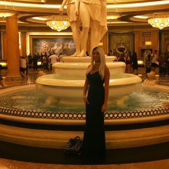 Blue formal gown - Picture 2 of 5